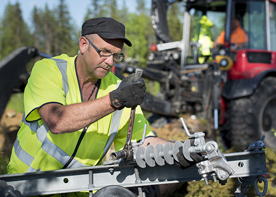 Ökad efterfrågan på kompositisolatorer