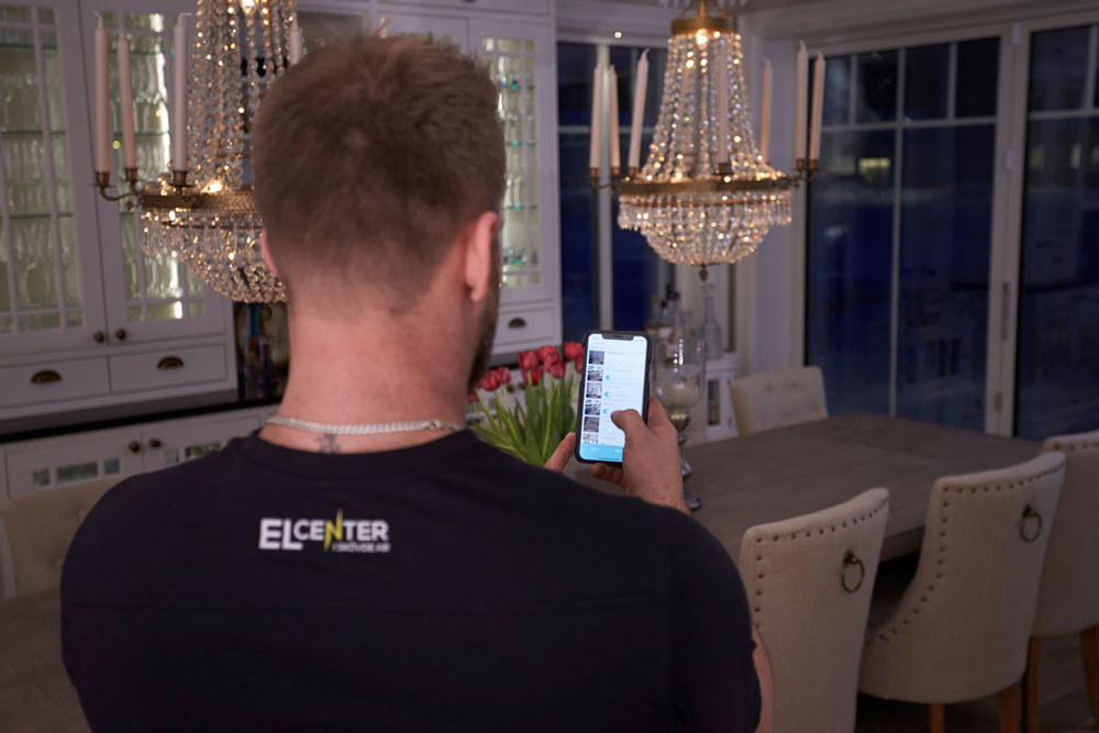Villa blev smart med enkel belysningsstyrning